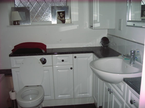 Bathroom2